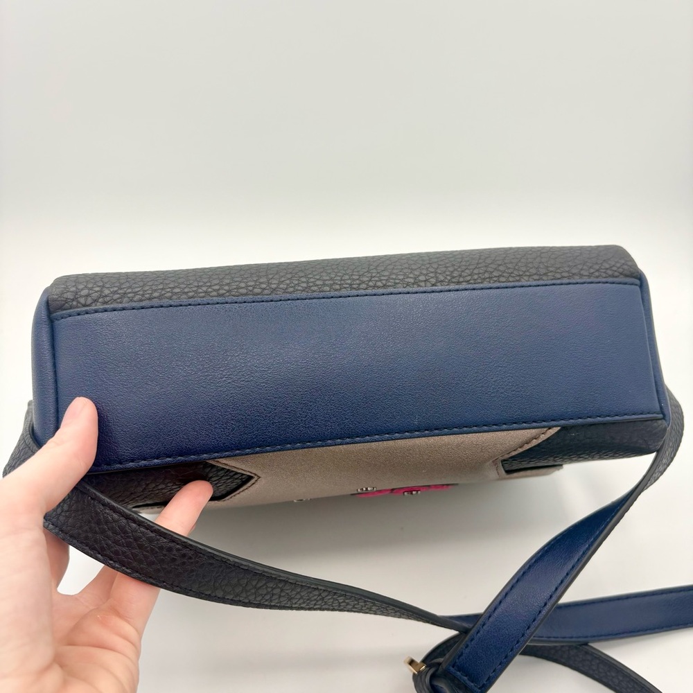 TOUS Bear Crossbody Bag Purse Camera Bag Black Blue Designer Pebbled Travel Trip - Picture 6 of 13